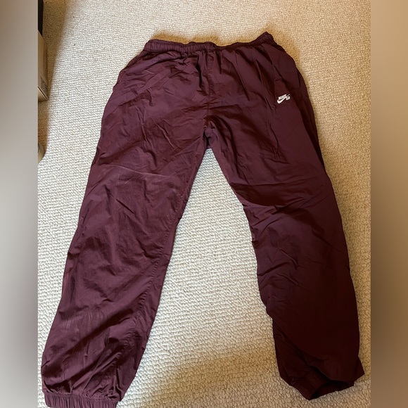 Nike Other - Nike SB skate pant maroon / burgundy